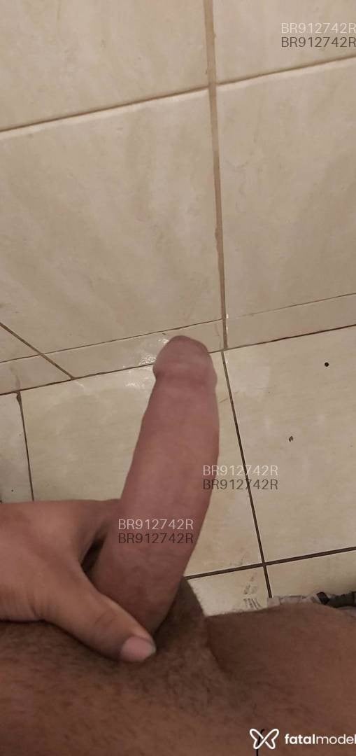 Acompanhante homem morena (o) de olhos castanhos em Ipatinga - Lucas