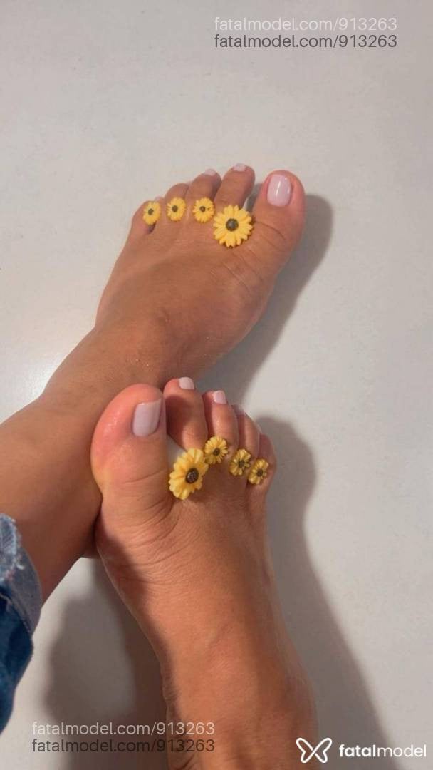 Acompanhante mulher com cabelo castanho de olhos castanhos em Imperatriz - Liis Maia