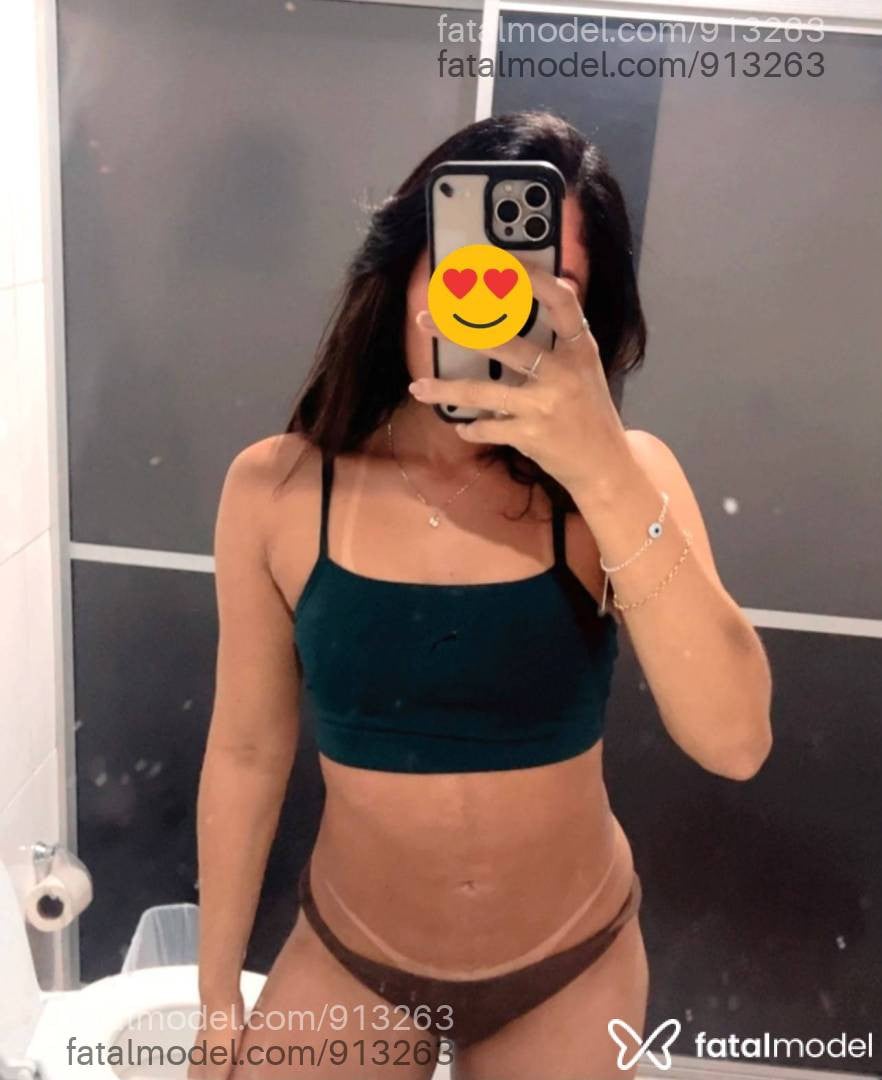 Acompanhante mulher com cabelo castanho de olhos castanhos - Liis Maia