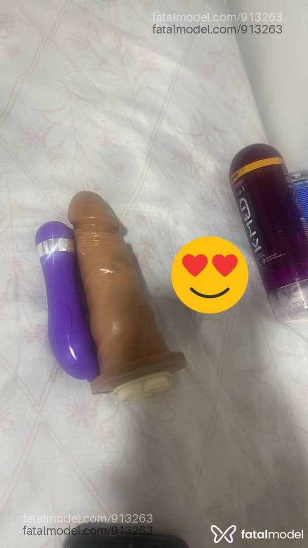 Acompanhante mulher com cabelo castanho de olhos castanhos - Liis Maia