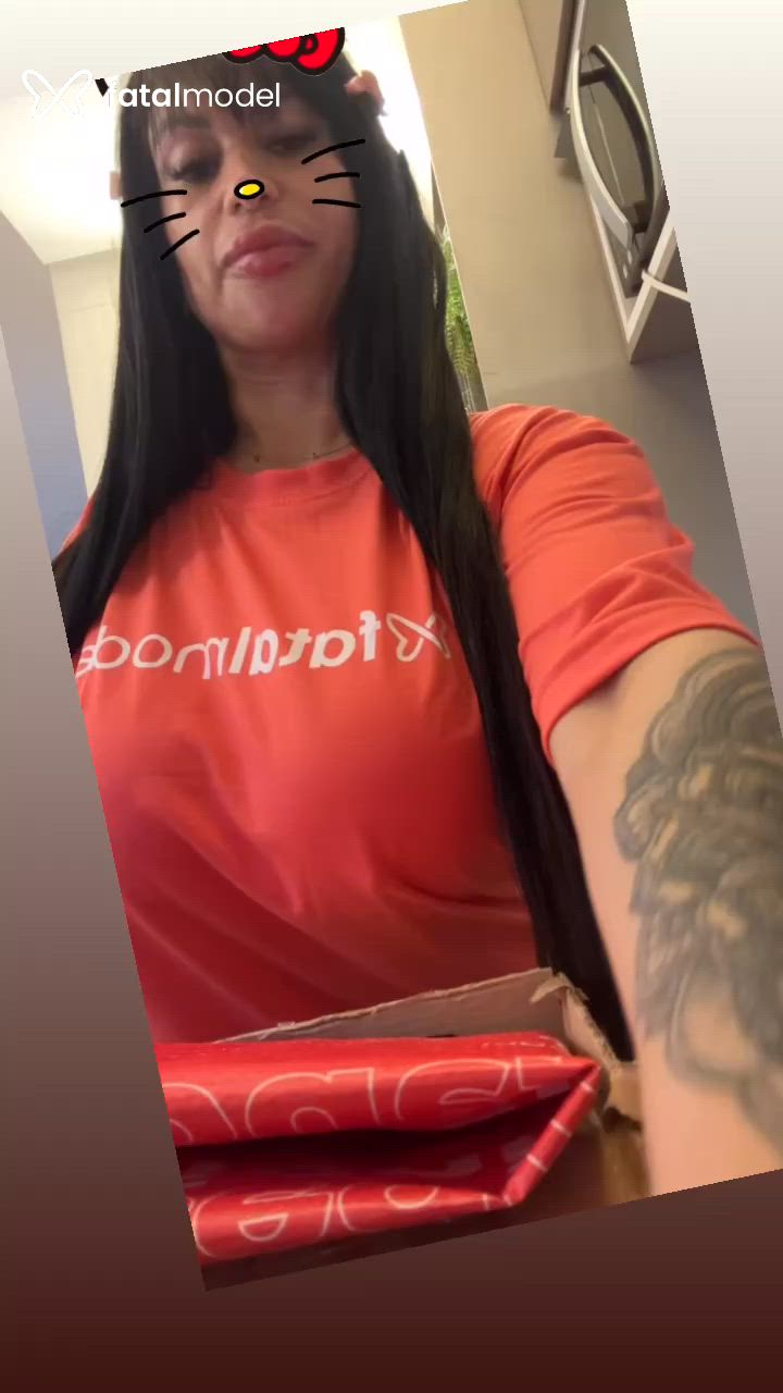 Acompanhante mulher morena (o) de olhos castanhos - Emanuely manu