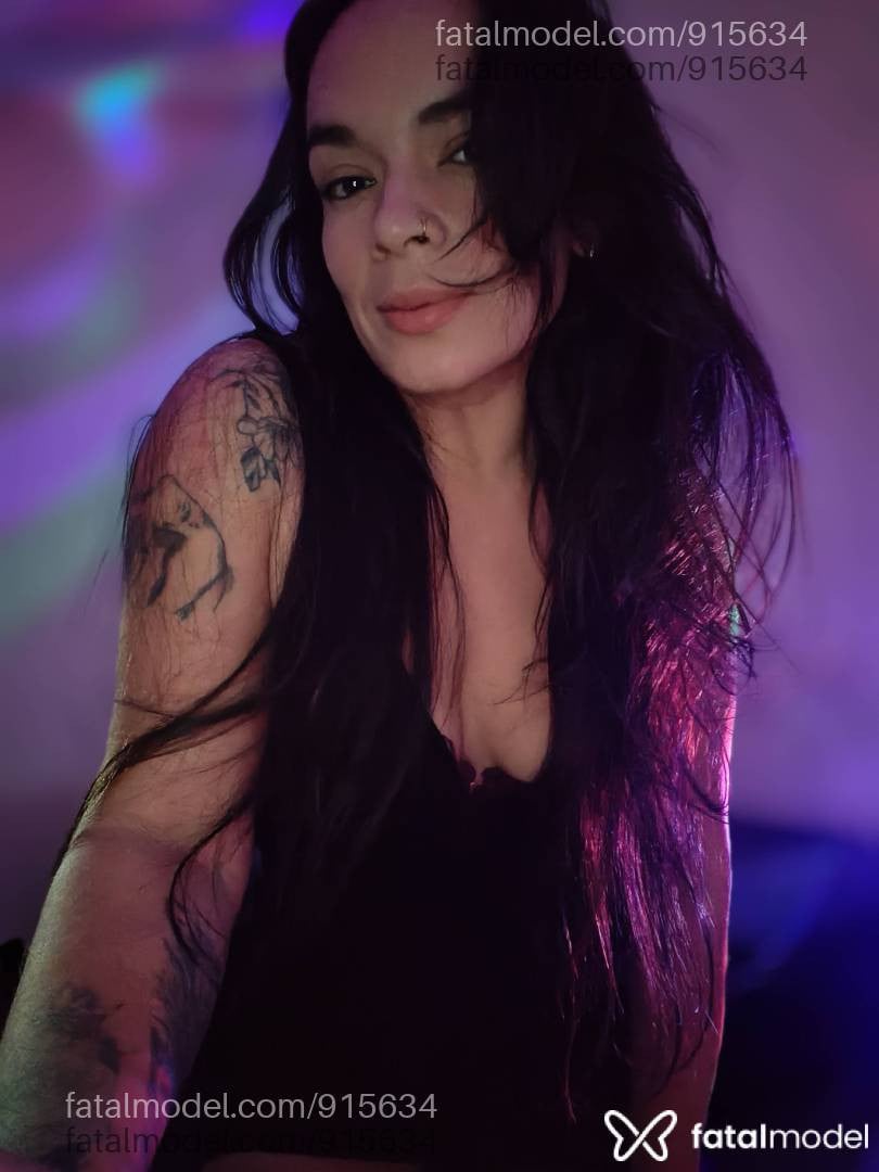 Acompanhante mulher morena (o) de olhos castanhos - Nicole Rizzi