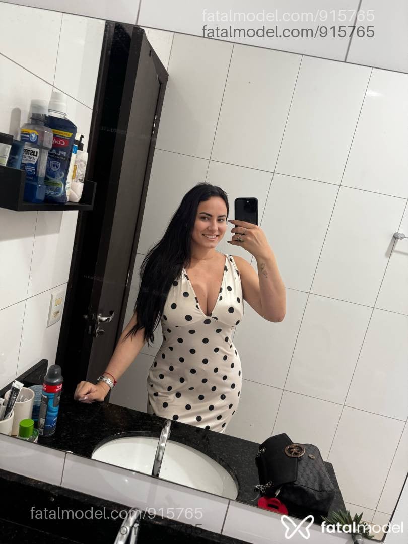 Acompanhante mulher morena (o) de olhos castanhos em Tangará da Serra - Rebeca novak