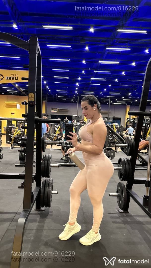 Acompanhante travesti morena (o) de olhos pretos em São Paulo - RENATA
