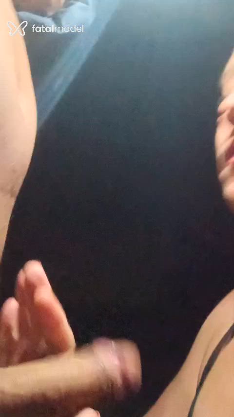 Acompanhante mulher trans com cabelo castanho de olhos verdes - LIViA Almeida Acompanhante mulher trans com cabelo castanho de olhos verdes - LIViA Almeida