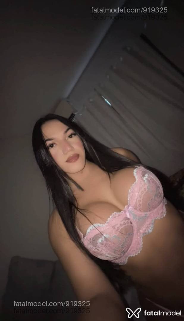 Acompanhante mulher trans com cabelo castanho de olhos castanhos em Chapecó - Marisol Teixeira