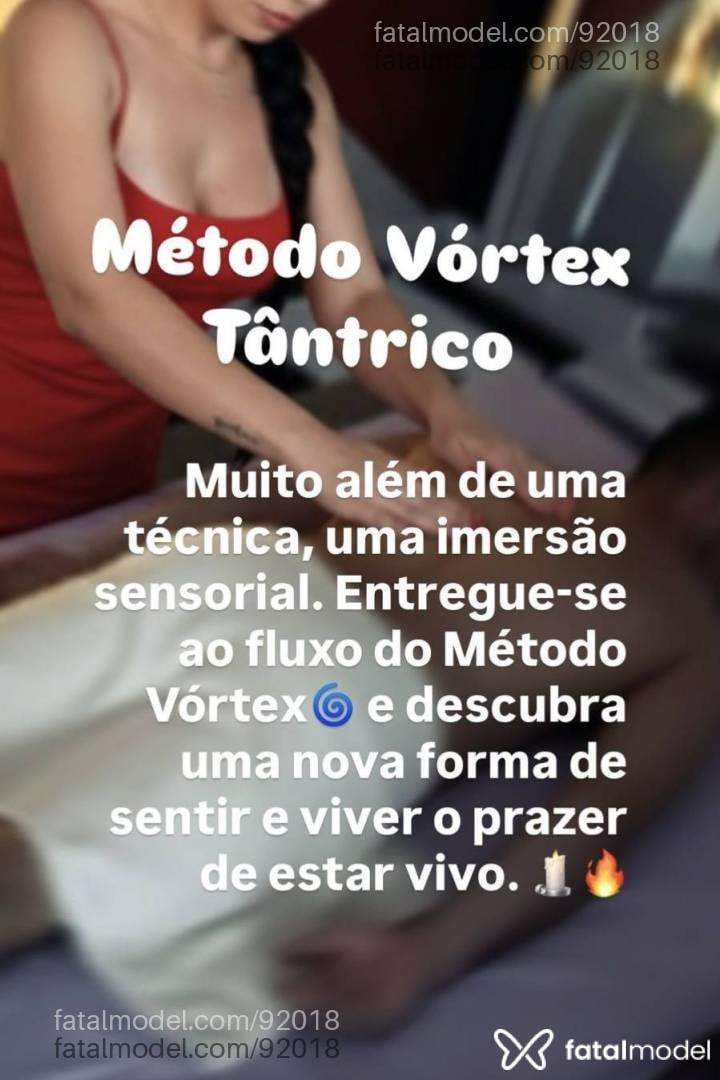 Acompanhante mulher morena (o) de olhos azuis em Penha - Alana rodrigues