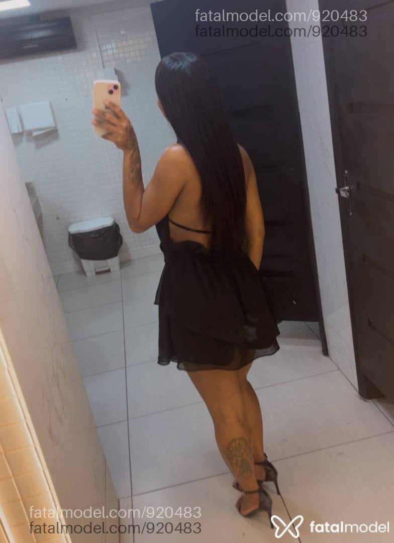 Acompanhante mulher morena (o) de olhos pretos - Brenda