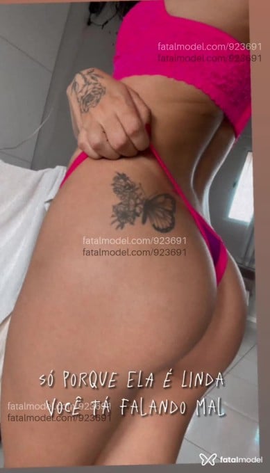 Acompanhante mulher morena (o) de olhos verdes em Cuiabá Acompanhante mulher morena (o) de olhos verdes em Cuiabá - Aurora Queiroz