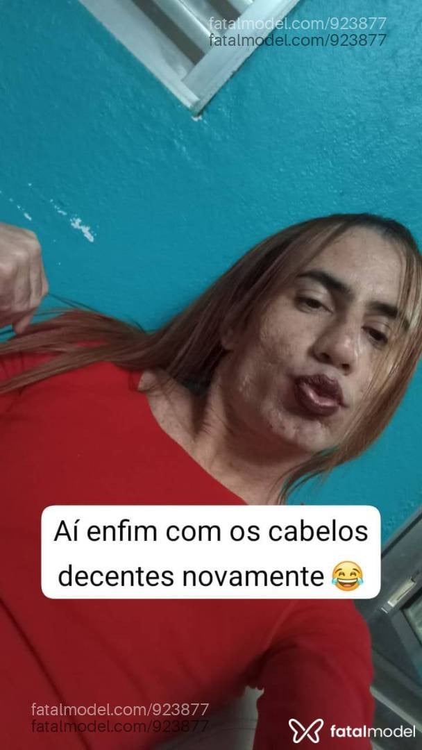 Acompanhante mulher trans loira (o) de olhos castanhos em Virtual - Milena
