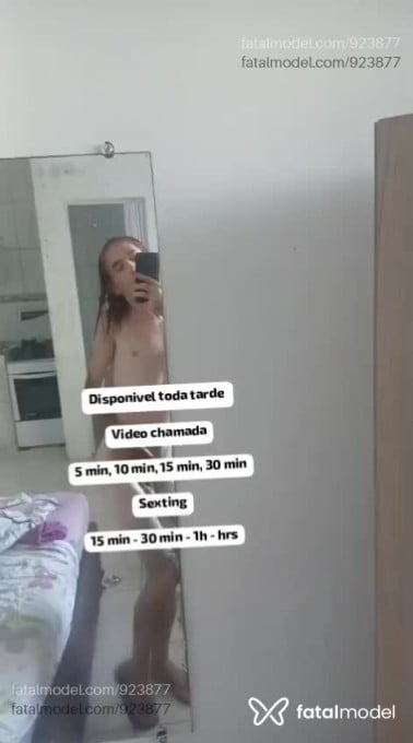 Acompanhante mulher trans loira (o) de olhos castanhos em Virtual - Milena