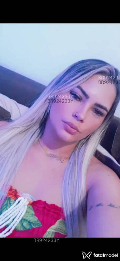 Acompanhante mulher loira (o) de olhos castanhos - GABY SILVA Acompanhante mulher loira (o) de olhos castanhos - GABY SILVA