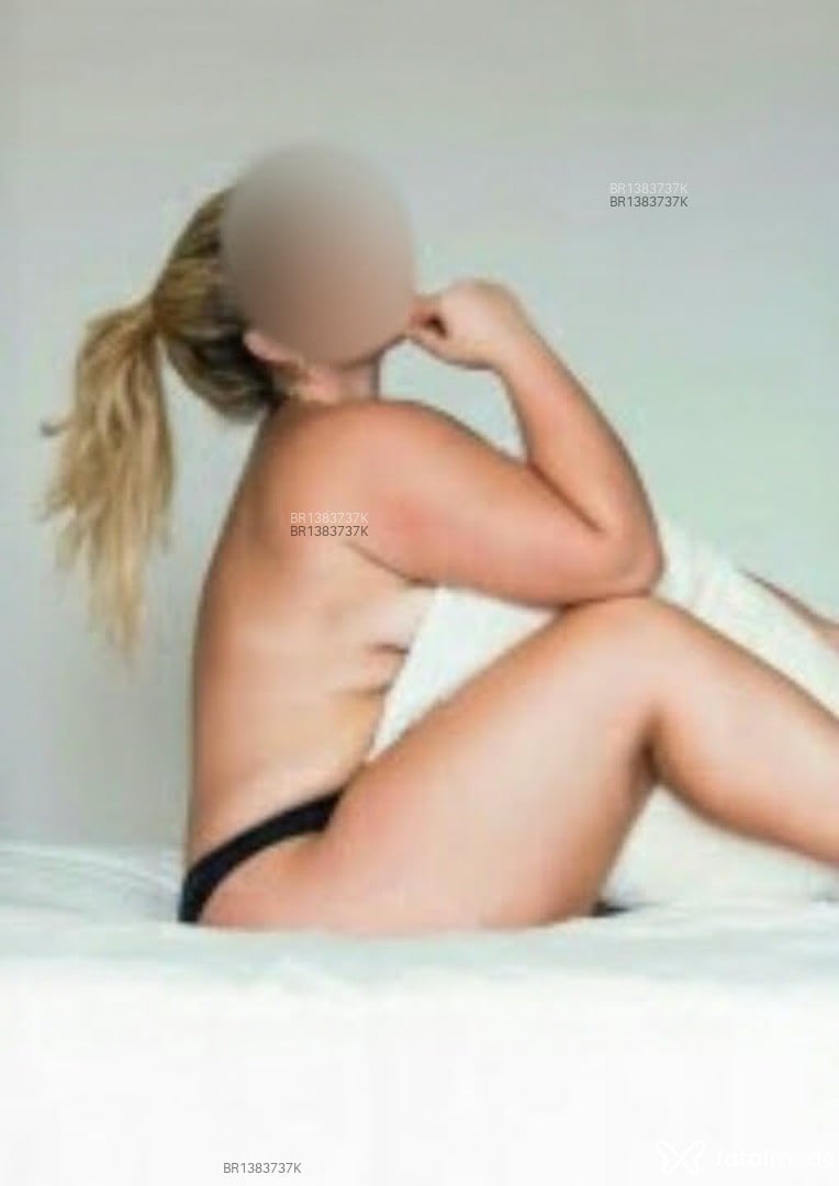 Acompanhante mulher loira (o) de olhos castanhos em Toledo - Fernanda Santos
