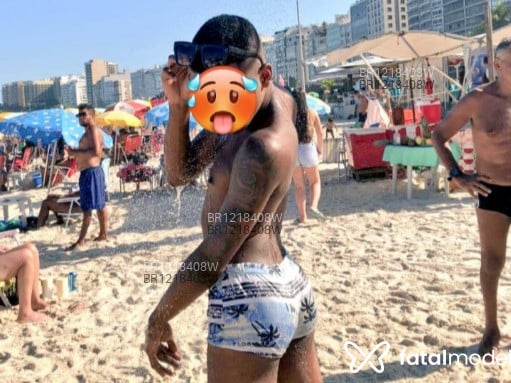 Acompanhante homem morena (o) de olhos pretos em Magé - Vitinho