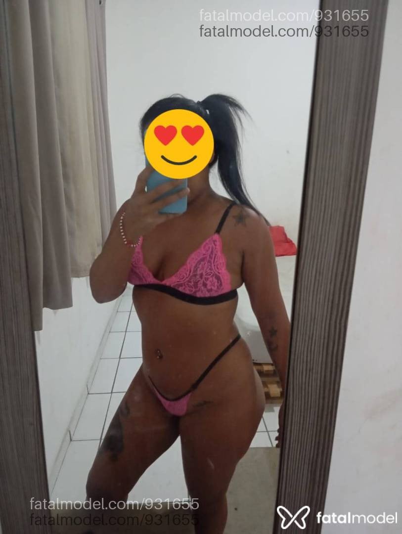 Acompanhante mulher morena (o) de olhos castanhos - Dandinha