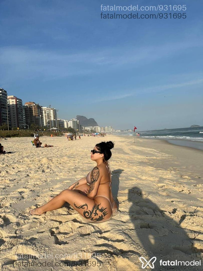 Acompanhante mulher morena (o) de olhos castanhos - Pamela