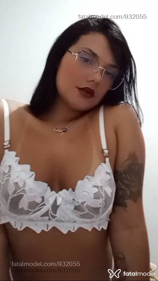 Acompanhante mulher morena (o) de olhos castanhos - Estela Lopes