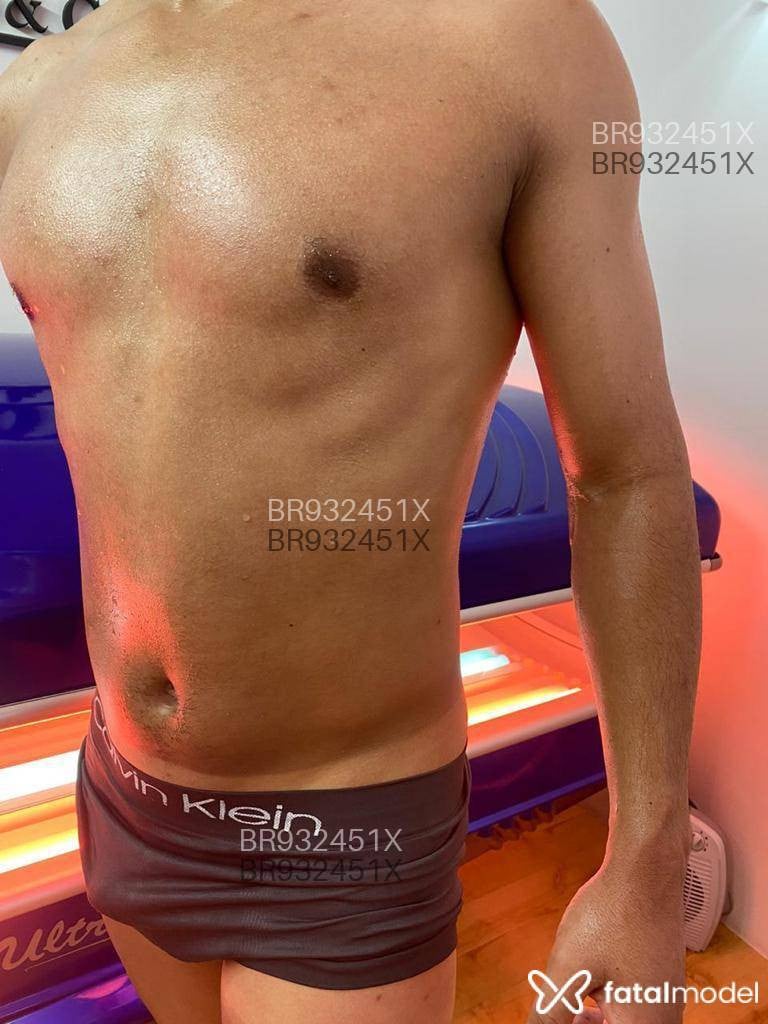 Acompanhante homem morena (o) de olhos castanhos em Atibaia Acompanhante homem morena (o) de olhos castanhos em Atibaia - Igor silva