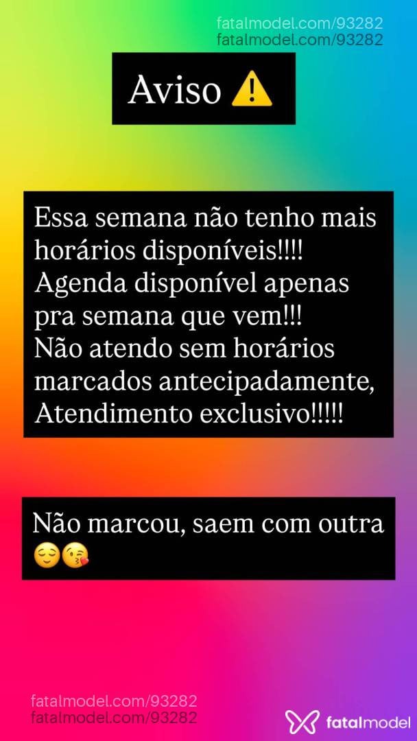 Acompanhante mulher trans loira (o) de olhos castanhos - Isabella