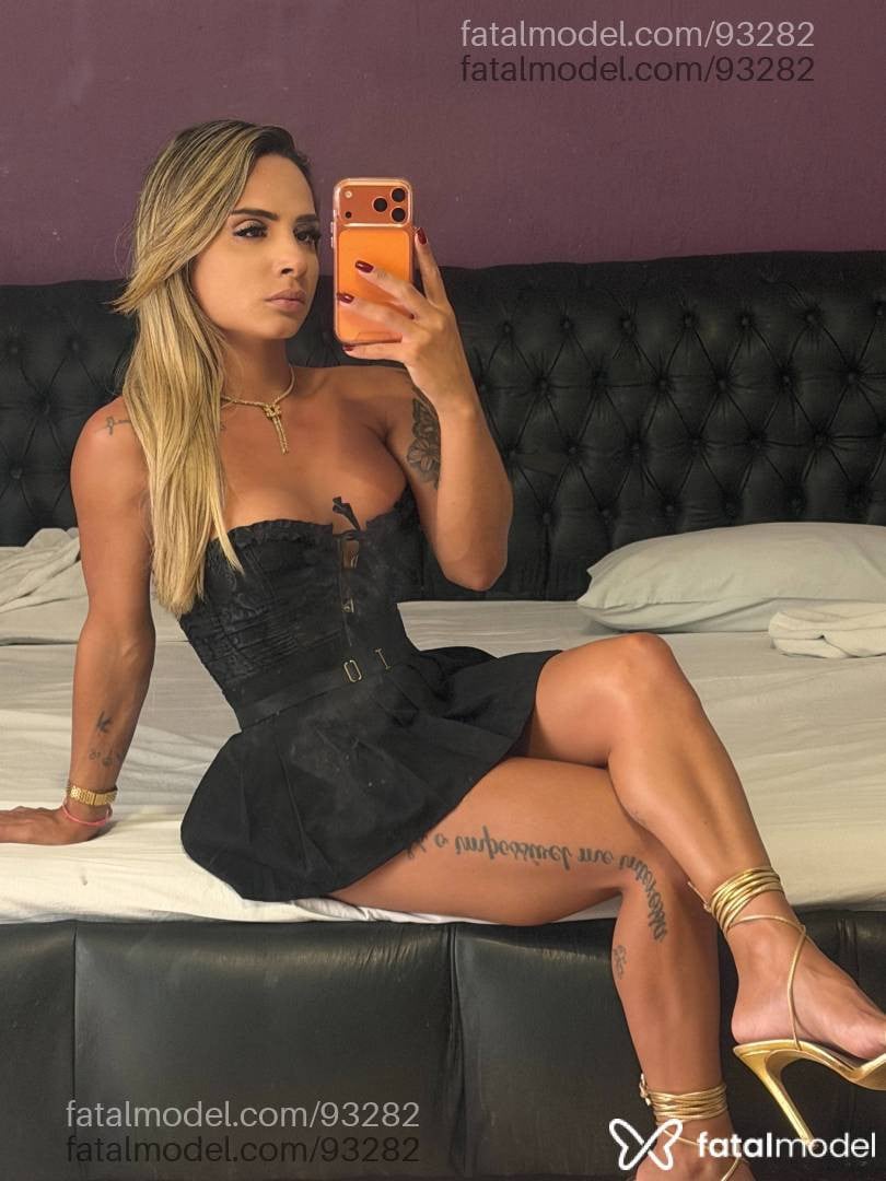 Acompanhante mulher trans loira (o) de olhos castanhos em Rio Verde - Isabella