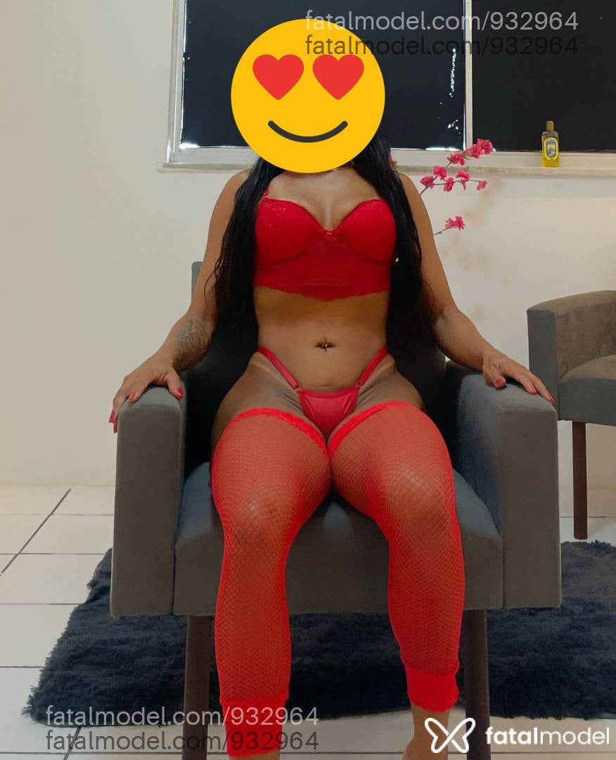 Acompanhante mulher com cabelo castanho de olhos castanhos - Juliana Amorim