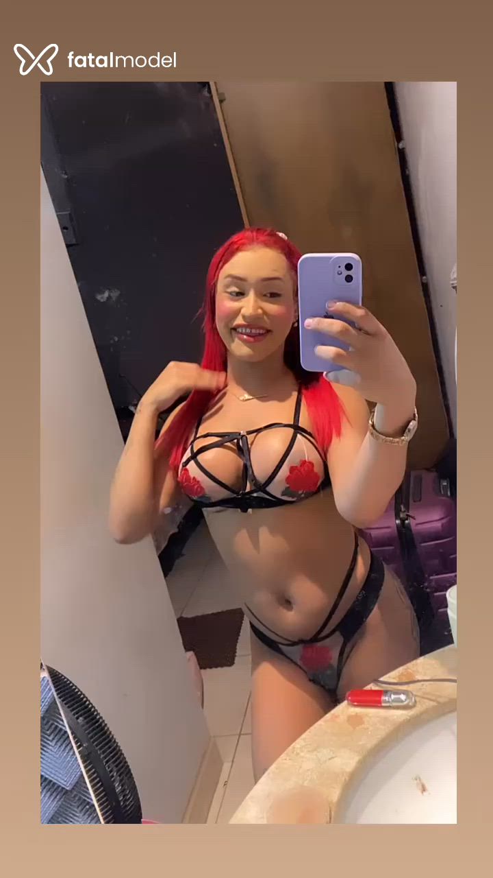 Acompanhante travesti morena (o) de olhos castanhos - Mel Dhafinny Acompanhante travesti morena (o) de olhos castanhos - Mel Dhafinny