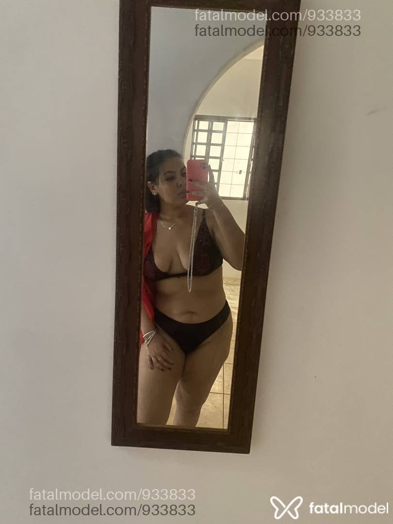 Acompanhante mulher morena (o) de olhos castanhos em Itumbiara - Larissa Morais