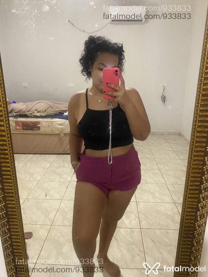 Acompanhante mulher morena (o) de olhos castanhos em Itumbiara - Larissa Morais