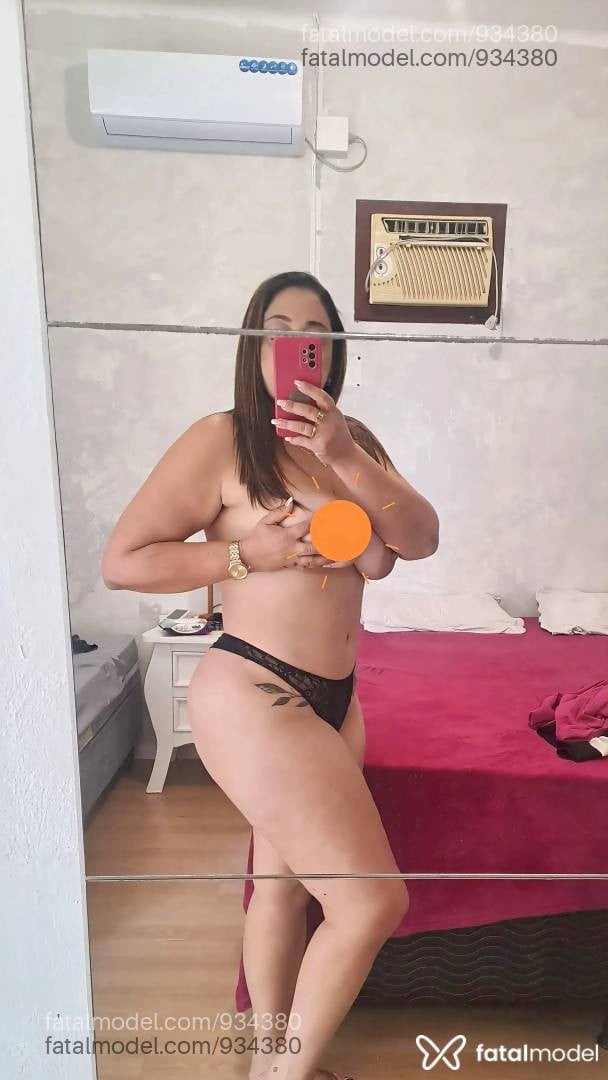 Acompanhante mulher com cabelo castanho de olhos castanhos em São Gabriel - Luna