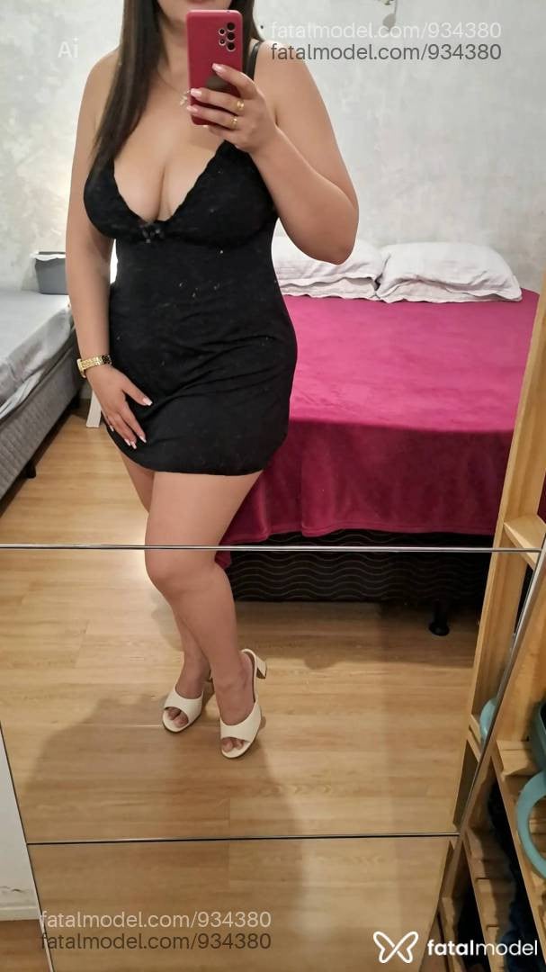 Acompanhante mulher com cabelo castanho de olhos castanhos em São Gabriel - Luna