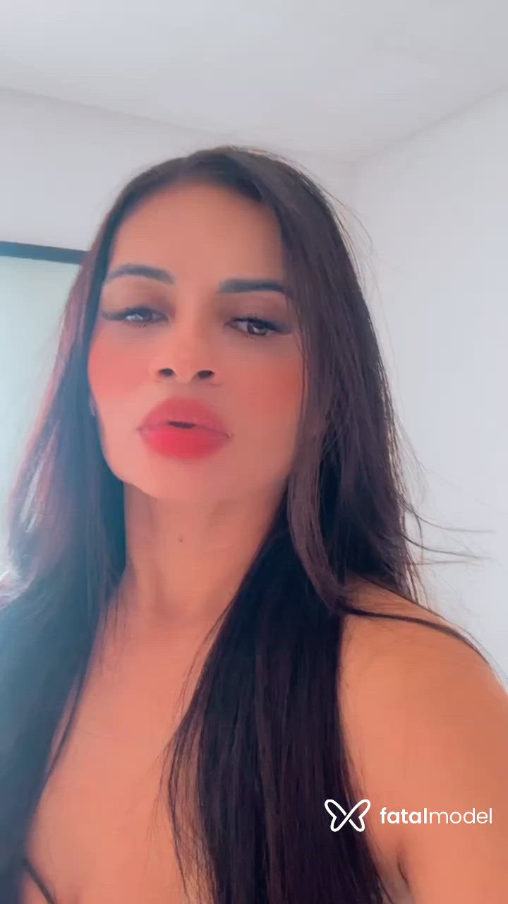 Acompanhante mulher morena (o) de olhos mel - Bruna Marquez Acompanhante mulher morena (o) de olhos mel - Bruna Marquez