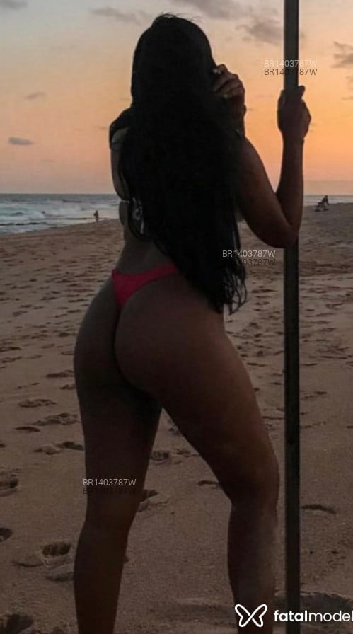 Acompanhante mulher morena (o) de olhos castanhos em Goianésia - Mercia Bacellar