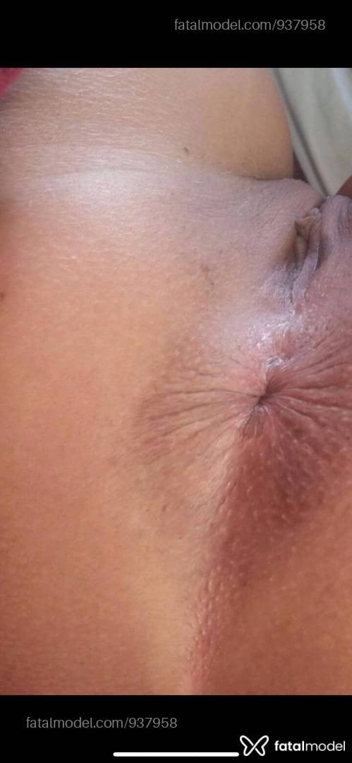Acompanhante mulher morena (o) de olhos castanhos - Thays