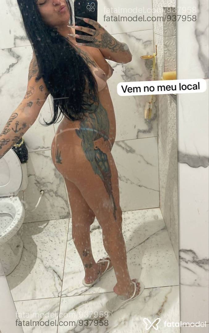 Acompanhante mulher morena (o) de olhos castanhos - Thays