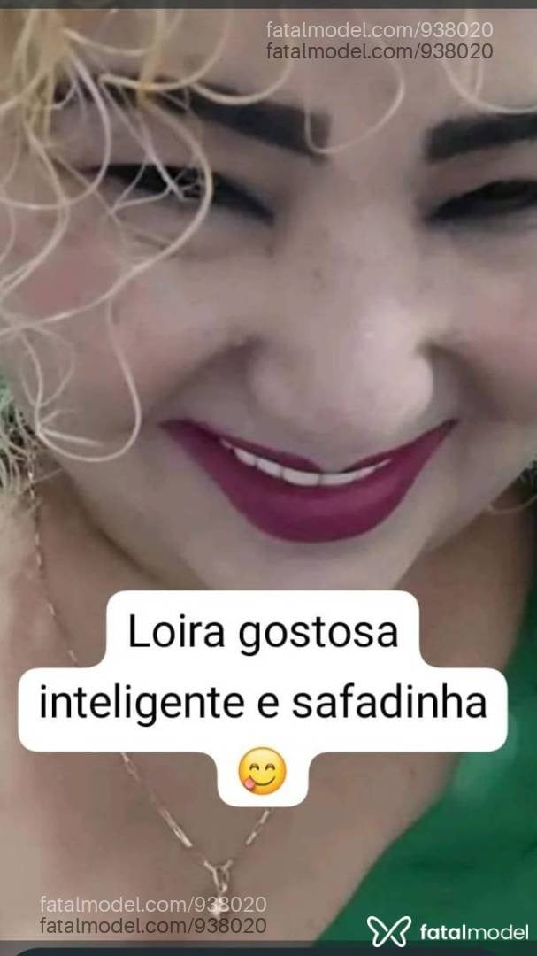 Acompanhante mulher loira (o) de olhos mel - Ademiza