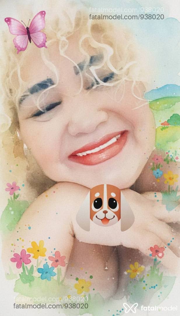 Acompanhante mulher loira (o) de olhos mel em Água Boa - Ademiza