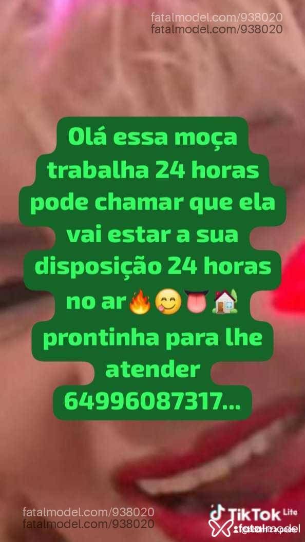 Acompanhante mulher loira (o) de olhos mel - Ademiza
