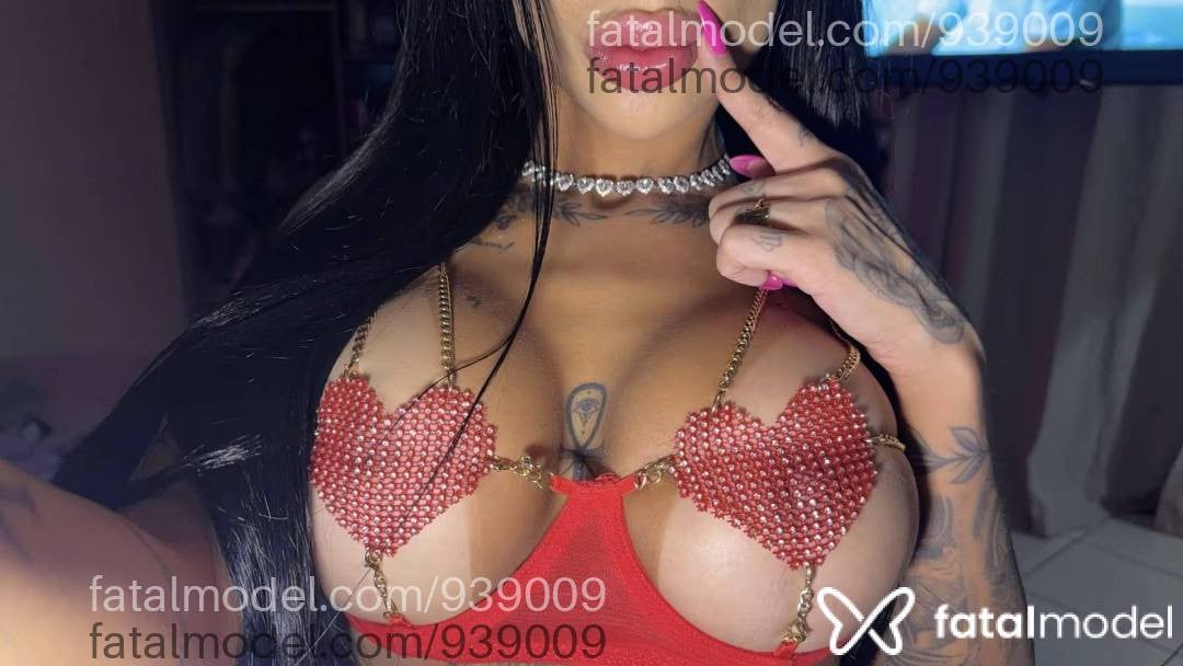 Acompanhante mulher morena (o) de olhos mel - Heloíse Vitty