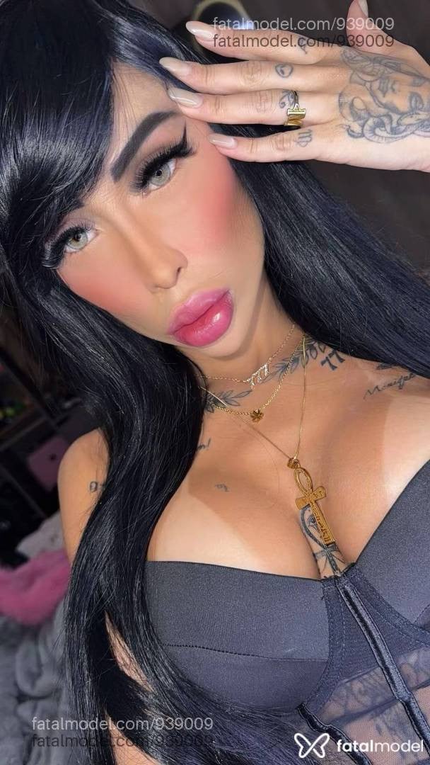 Acompanhante mulher morena (o) de olhos mel - Heloíse Vitty