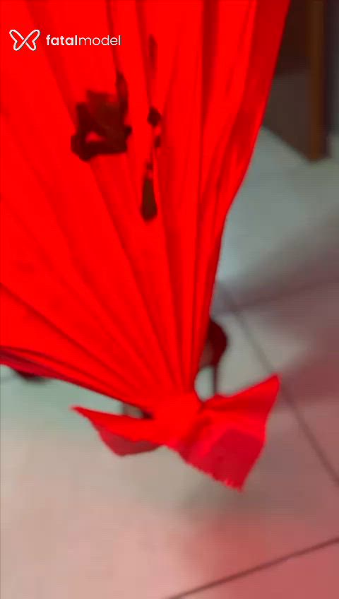 Acompanhante mulher morena (o) de olhos mel - Heloíse Vitty Acompanhante mulher morena (o) de olhos mel - Heloíse Vitty