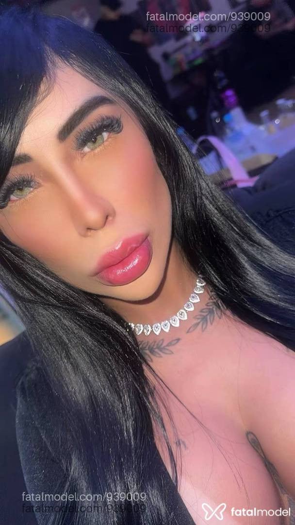 Acompanhante mulher morena (o) de olhos mel em Chapecó - Heloíse Vitty