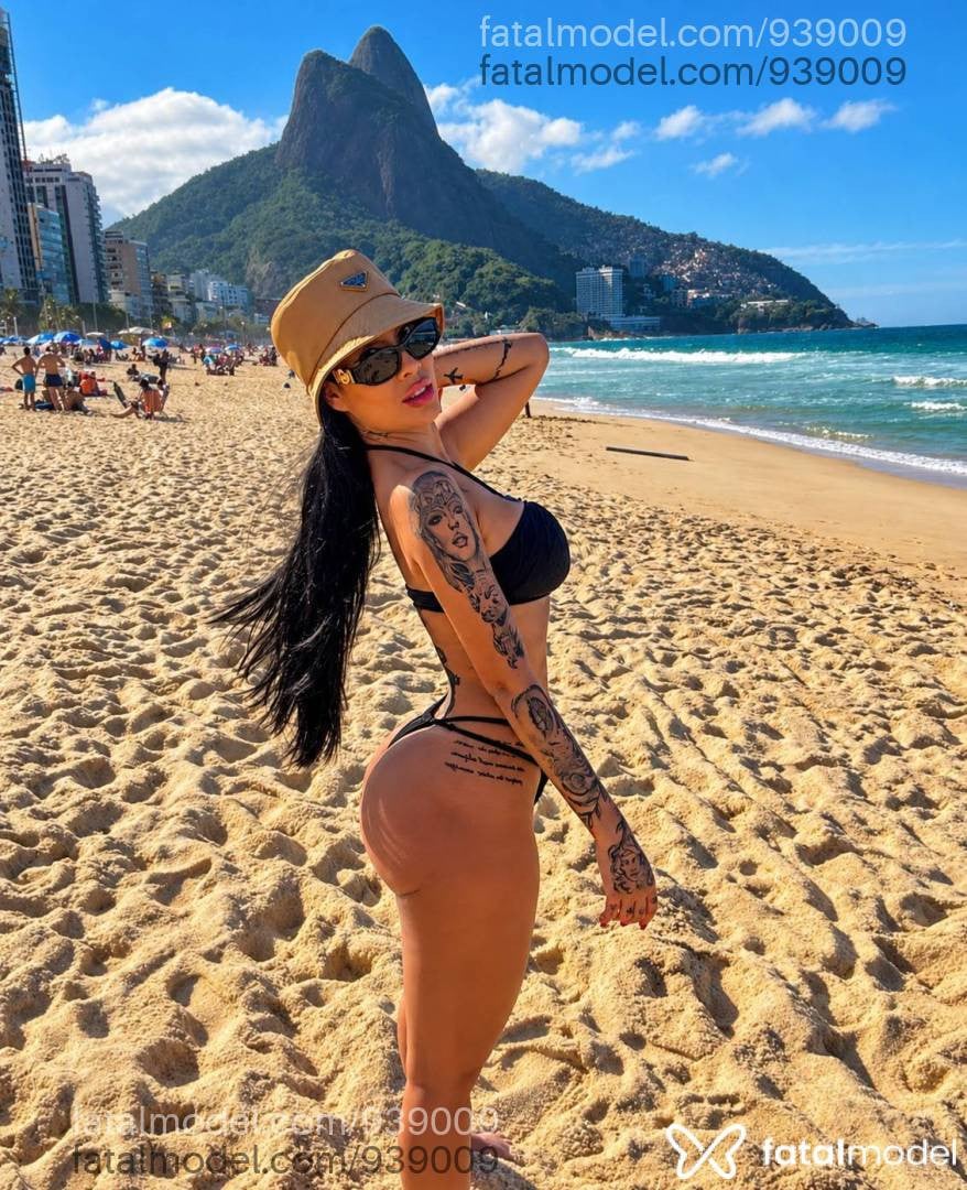 Acompanhante mulher morena (o) de olhos mel - Heloíse Vitty