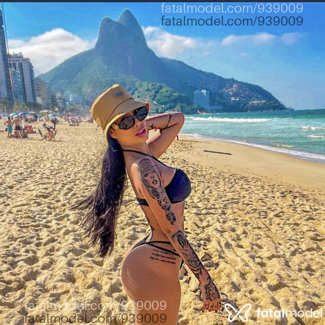 Acompanhante mulher morena (o) de olhos mel - Heloíse Vitty