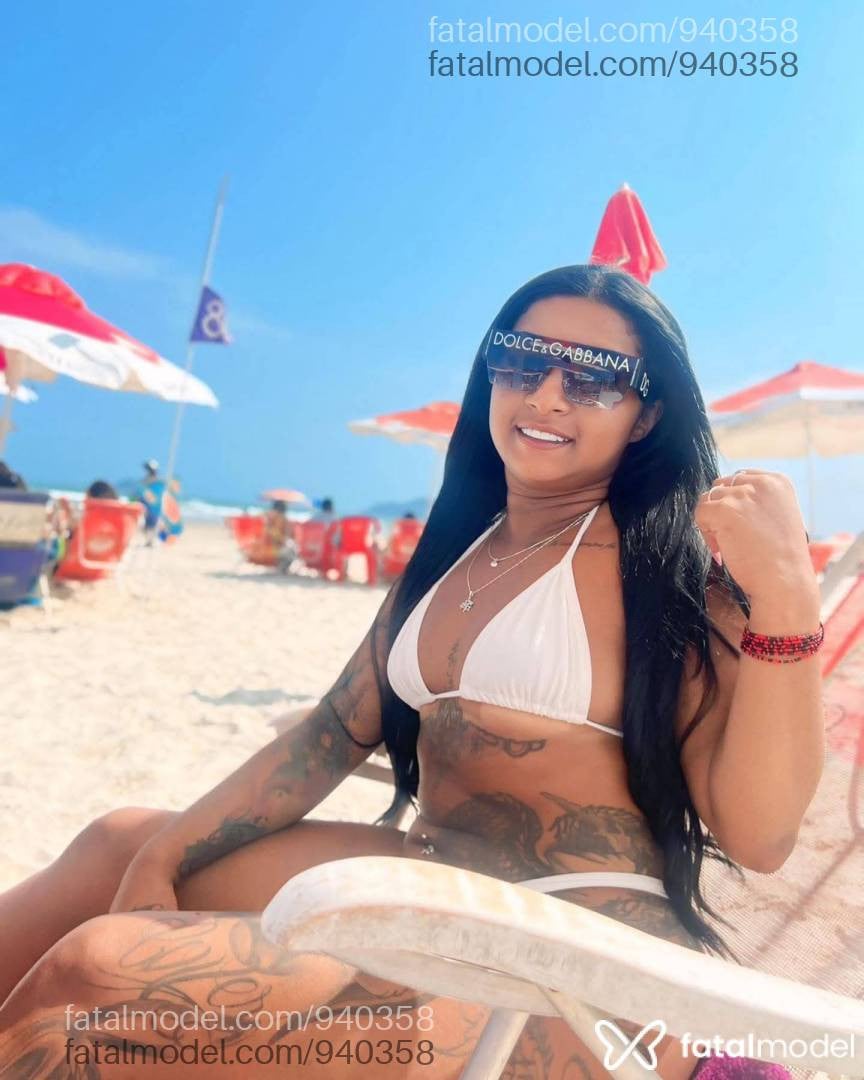 Acompanhante mulher morena (o) de olhos pretos - Jessica