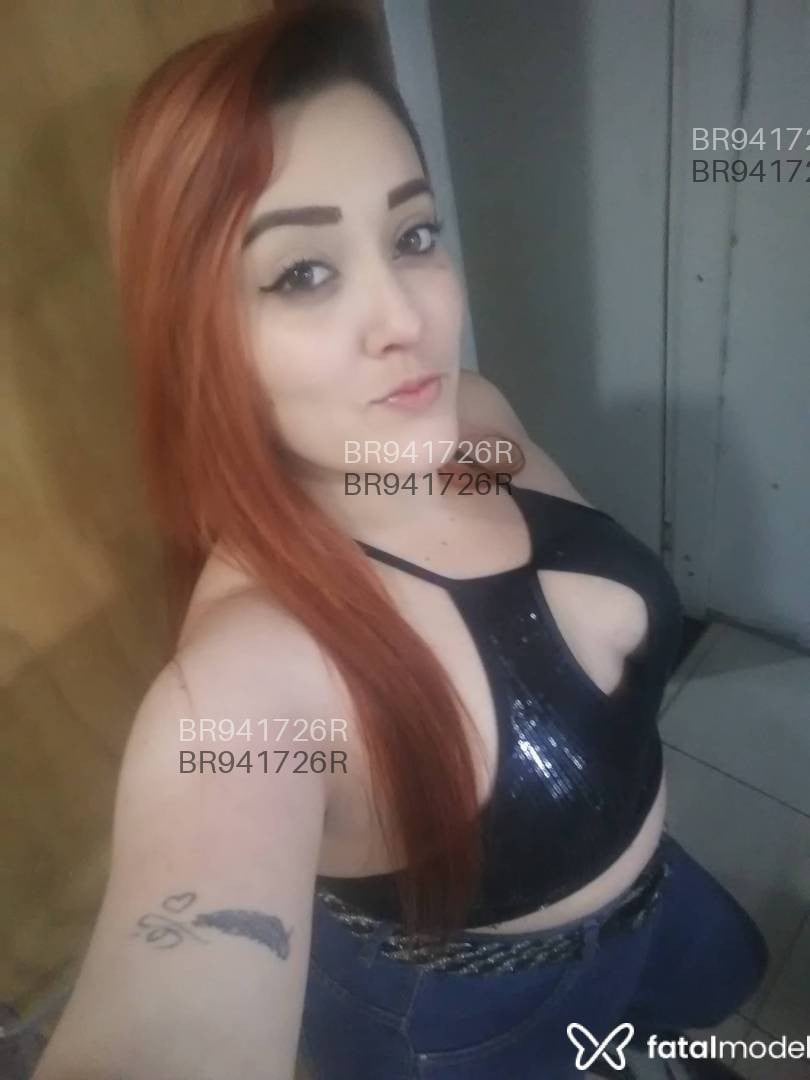 Acompanhante mulher ruiva (o) de olhos mel em Capão da Canoa Acompanhante mulher ruiva (o) de olhos mel em Capão da Canoa - Manu