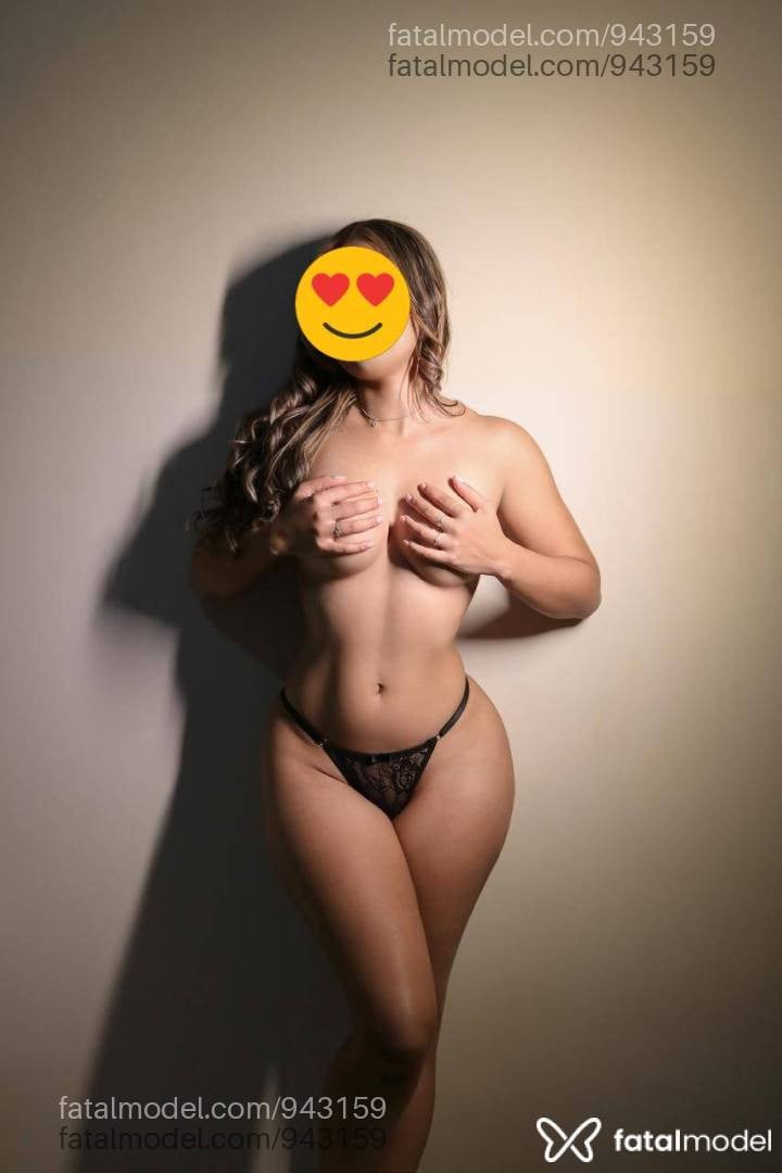 Acompanhante mulher com cabelo castanho de olhos castanhos em Paraíso do Tocantins Acompanhante mulher com cabelo castanho de olhos castanhos em Paraíso do Tocantins - Brenda