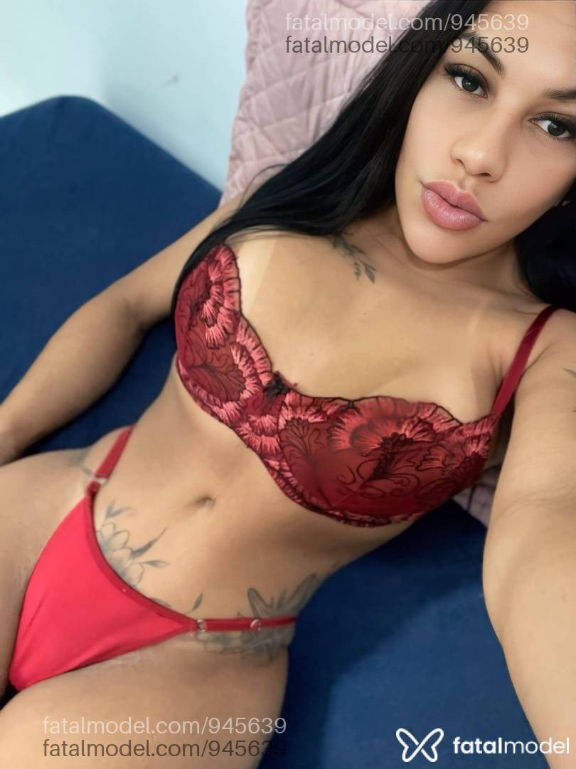 Acompanhante mulher morena (o) de olhos castanhos - Serena Fox