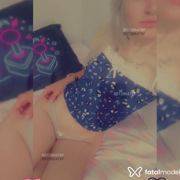 Acompanhante mulher loira (o) de olhos azuis em Chapecó - Bruna dias