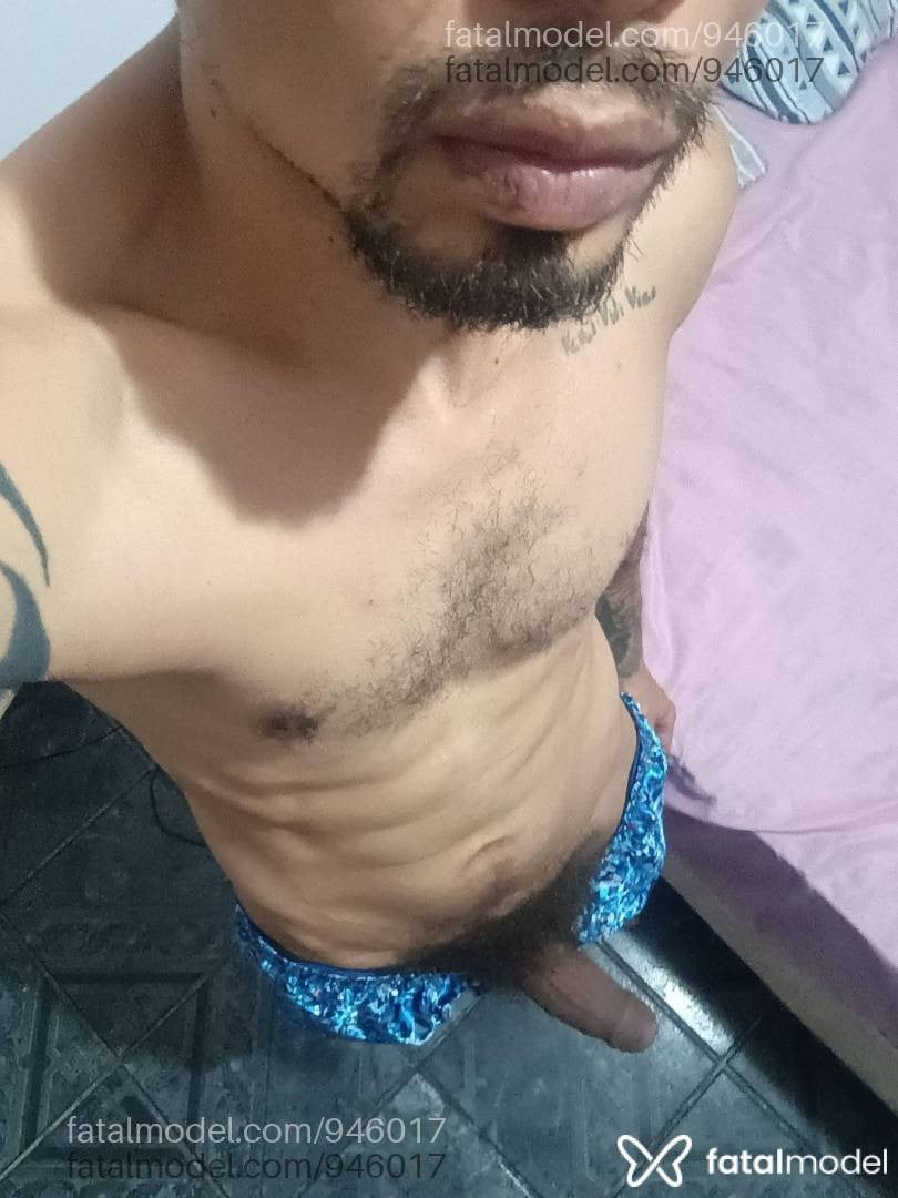 Acompanhante homem com cabelo castanho de olhos castanhos em Taubaté - Baiano
