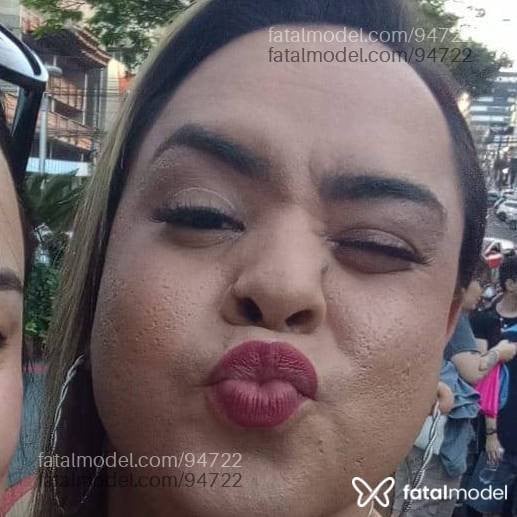 Acompanhante mulher trans loira (o) de olhos castanhos - Camila Oliveira